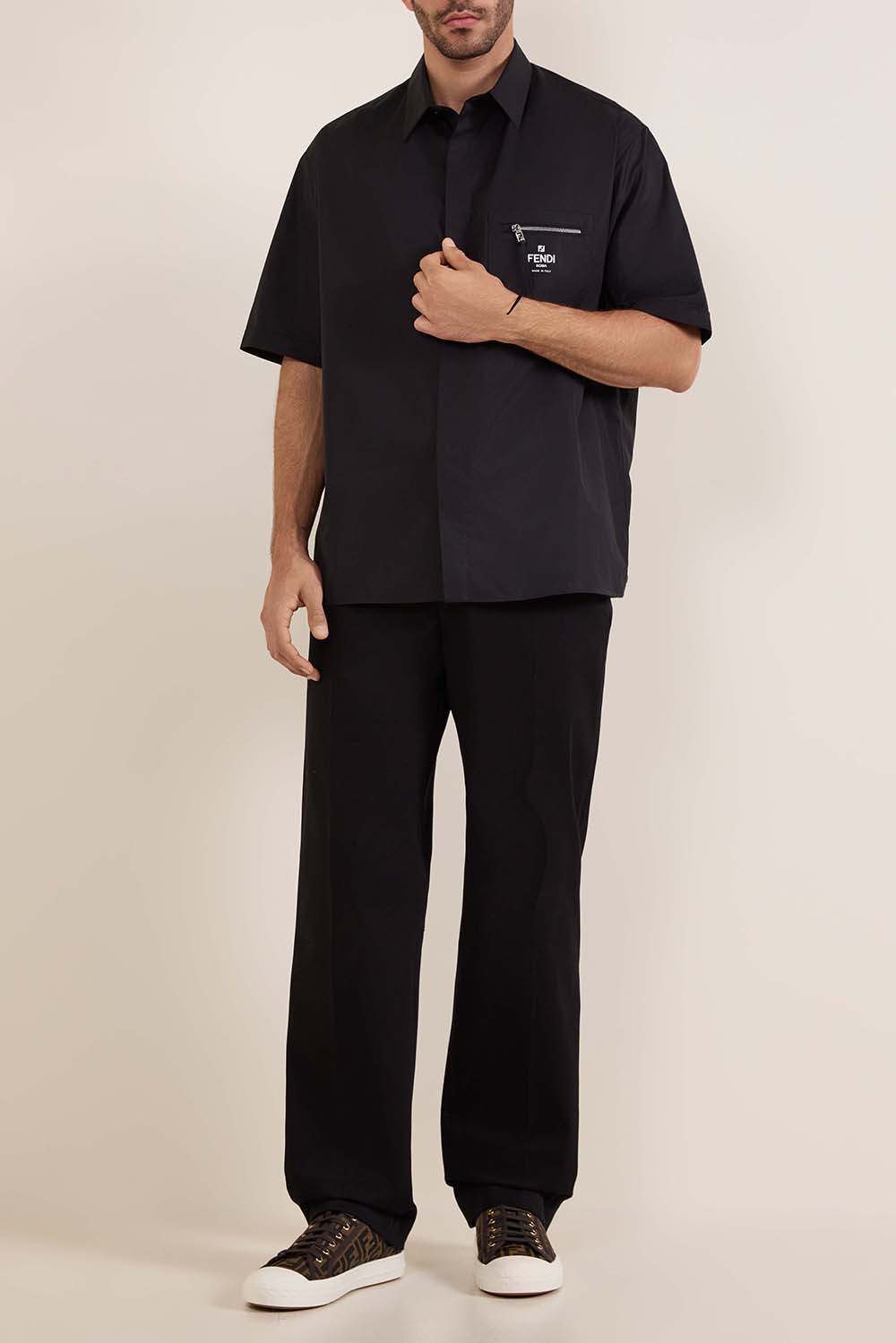 מכנסיים ארוכים